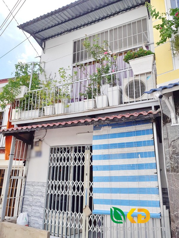Bán nhà 1 lầu hẻm 123 Nguyễn Văn Quỳ quận 7.